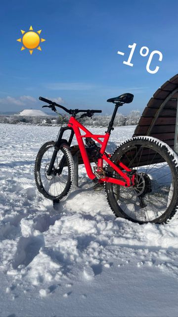 Gebrauchtes Specialized Enduro Comp 2019 Mountainbike, Rot — Bild 9 von 16