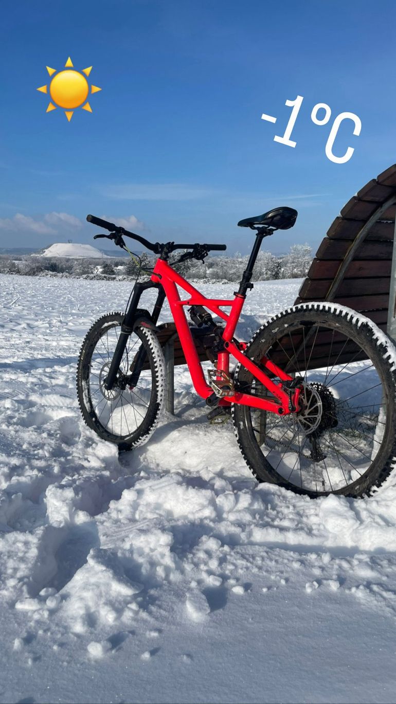 Gebrauchtes Specialized Enduro Comp 2019 Mountainbike, Rot — Bild 9 von 16