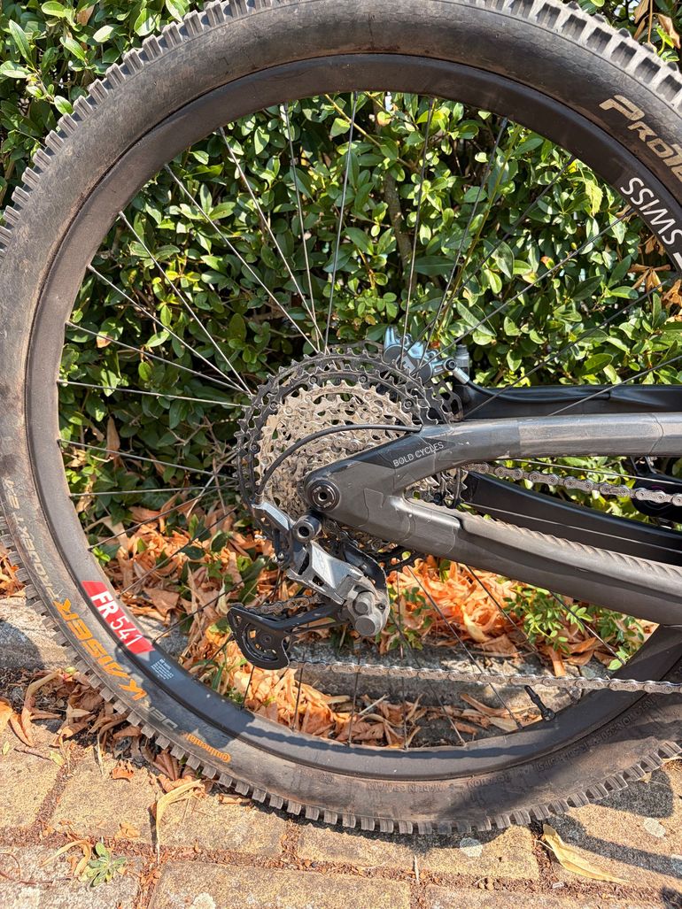 Używany Bold Linkin 135 Pro 2024 2024 Mountainbike — zdjęcie 4 z 16