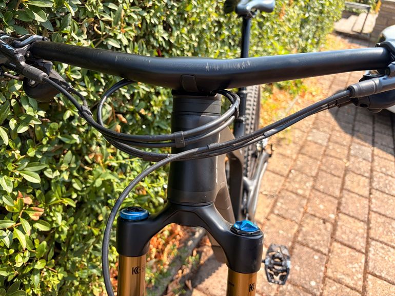 Używany Bold Linkin 135 Pro 2024 2024 Mountainbike — zdjęcie 9 z 16