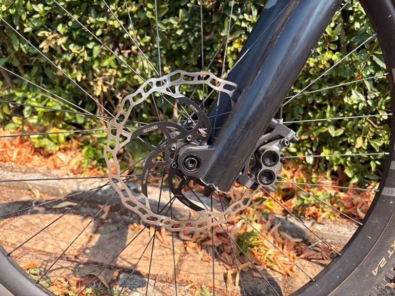Używany Bold Linkin 135 Pro 2024 2024 Mountainbike — zdjęcie 14 z 16