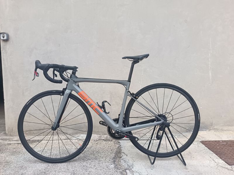 BMC Teammachine SLR02 ONE 2019 2019 Road & Gravel de segunda mano