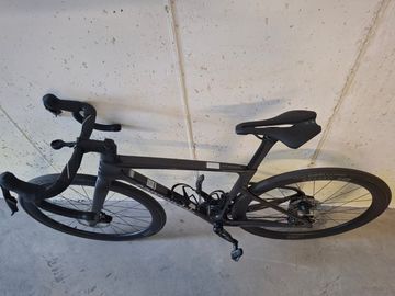 Used Cannondale SuperSix EVO SRAM Rival eTap AXS 2025 Road & Gravel, Black — image 5 of 5