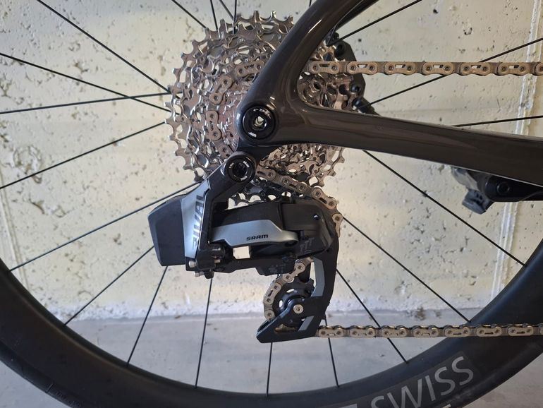Used Cannondale SuperSix EVO SRAM Rival eTap AXS 2025 Road & Gravel, Black — image 4 of 5