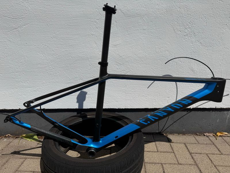 Używany Canyon Exceed CF SL 8.0 Pro Race 2019 Frameset 2019 MTB