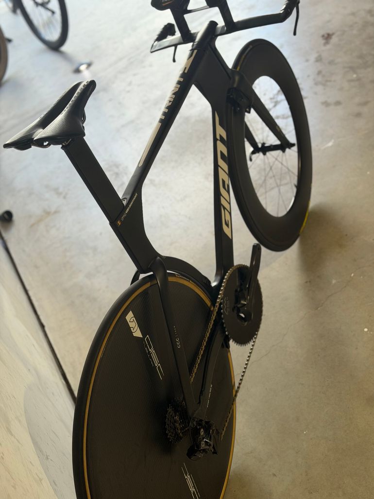 Used Giant Trinity Advanced Pro 1 2020 2020 Road & Gravel, Black — image 7 of 11