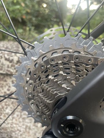 Tweedehands Scott Addict RC Ultimate 2021 2021 Road & Gravel — afbeelding 10 van 13
