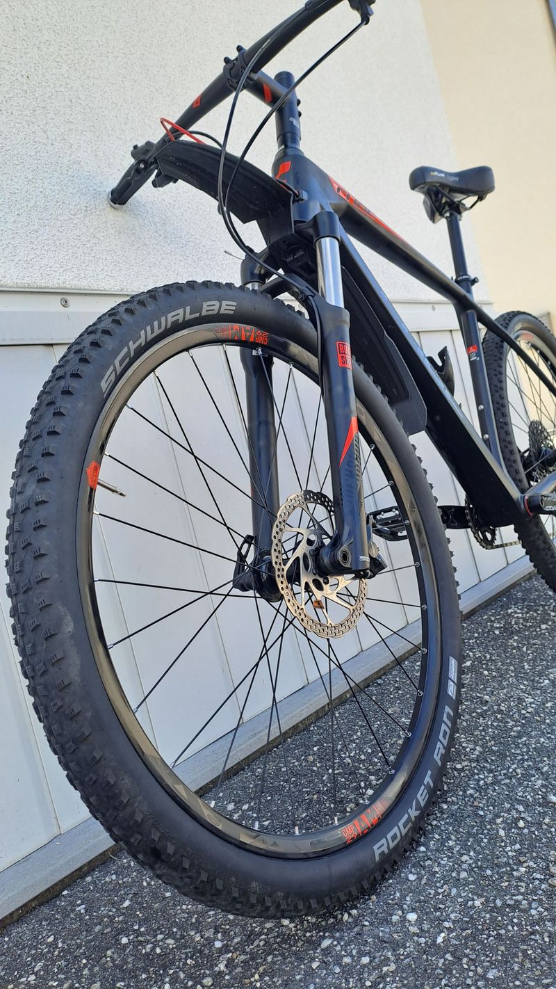 CUBE REACTION C:62 Pro 2018 2018 Mountainbike d'occasion — image 8 sur 28