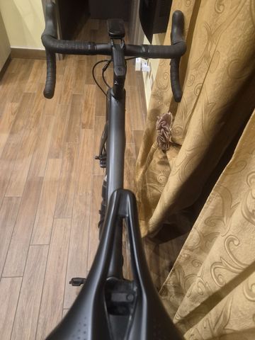 Scott Addict 10 disc 2020 2020 Road & Gravel usato, Grigio chiaro — immagine 3 di 5
