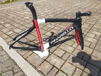 Gebrauchtes Pinarello Dogma F8 Frameset 2019 Frameset 2019 Road & Gravel, Rot — Bild 1 von 10