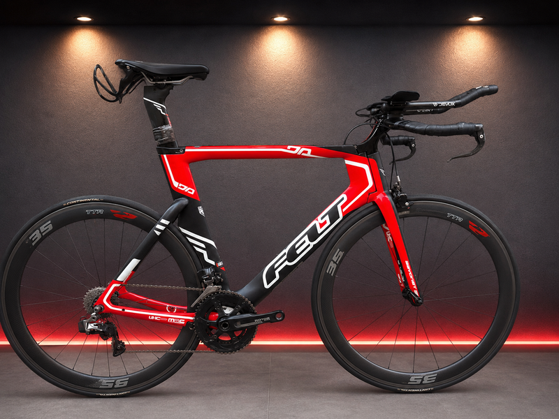 Gebrauchtes Felt Aero DA3 Modelo 2012 Con Cambio Electrónico Sram Red Y Ruedas Bontrager Carbono 2012 Road & Gravel