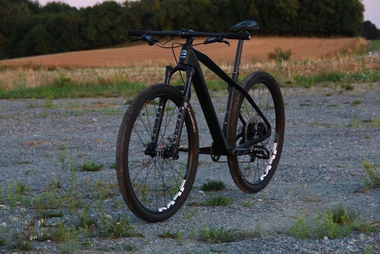 Used Qark Custom Shimano Deore 2026 Mountainbike, Black — image 2 of 13