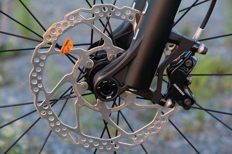Used Qark Custom Shimano Deore 2026 Mountainbike, Black — image 10 of 13