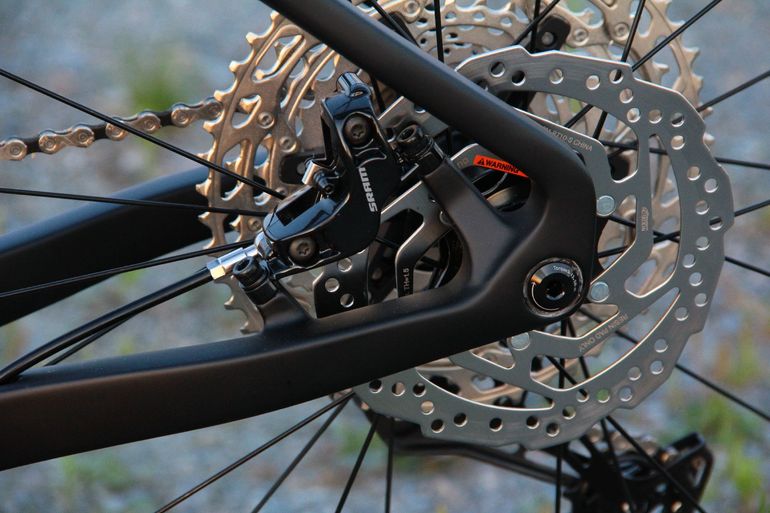 Used Qark Custom Shimano Deore 2026 Mountainbike, Black — image 11 of 13