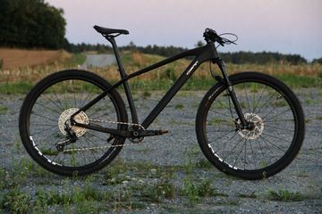 Used Qark Custom Shimano Deore 2026 Mountainbike, Black — image 3 of 13