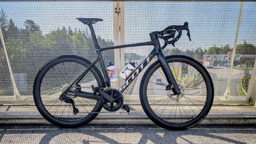 Brugt Scott Addict RC 15 2024 2024 Road & Gravel — billede 3 af 8