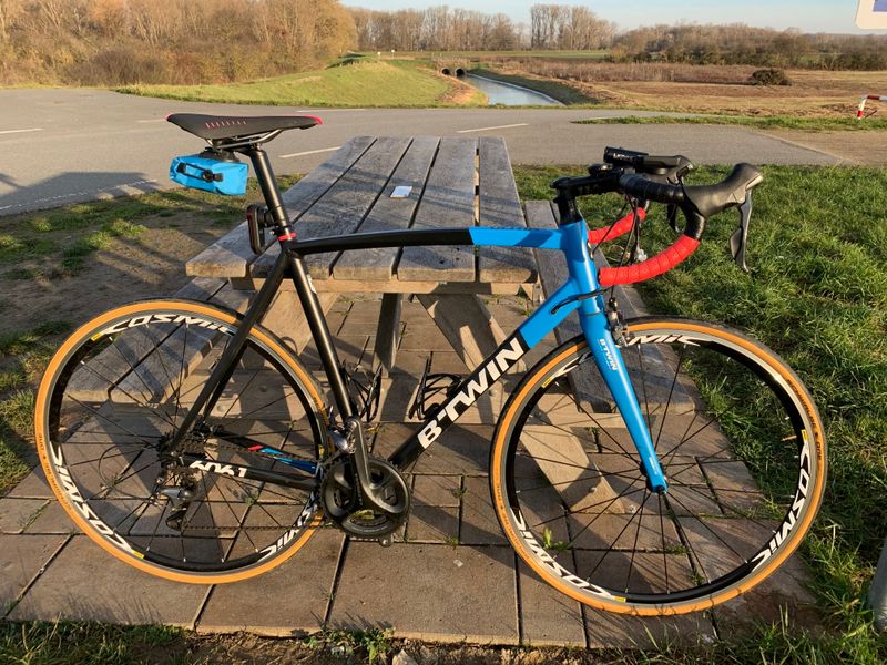 Käytetty B’TWIN Ultra 720 AF 2017 Road & Gravel