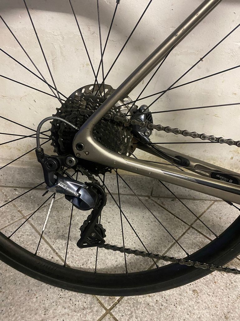 Brugt Trek Émonda SL 6 Disc 2018 2018 Road & Gravel — billede 10 af 16
