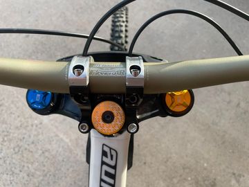 Gebrauchtes Norco Aurum SRAM GX DH 2022 Mountainbike, Weiß — Bild 8 von 11