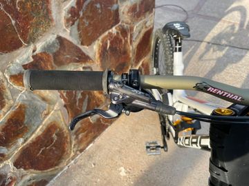 Gebrauchtes Norco Aurum SRAM GX DH 2022 Mountainbike, Weiß — Bild 7 von 11