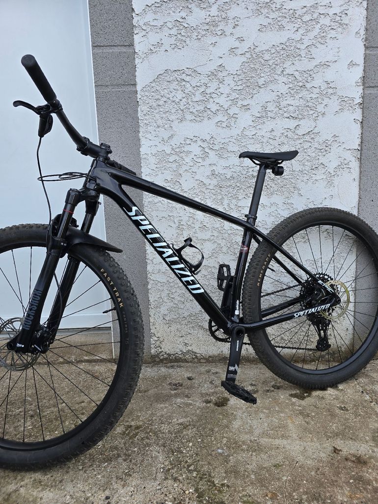 Used Specialized Epic Hardtail 2022 2022 Mountainbike, Black, 29 — image 1 of 6