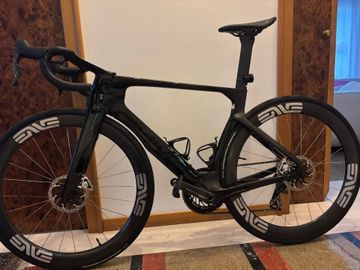 Gebrauchtes Cervélo S5 Red AXS 2026 2026 Road & Gravel, Schwarz — Bild 2 von 3