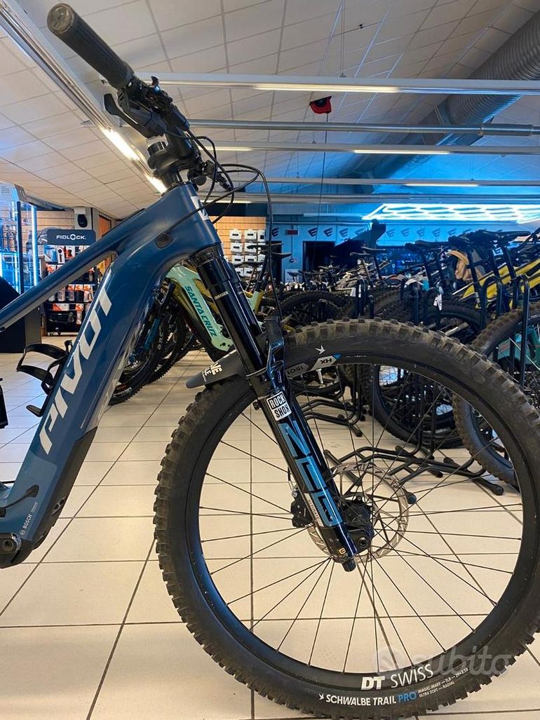 Used Pivot Shuttle AM 2026 Mountainbike, Blue — image 2 of 7