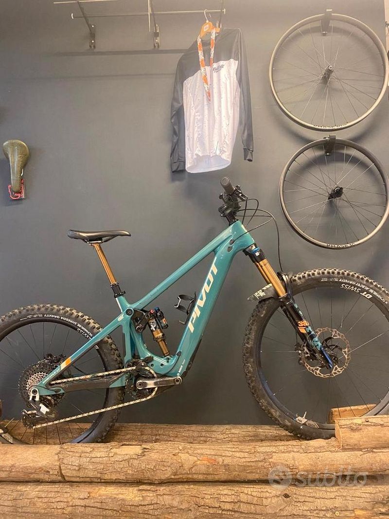 Used Pivot Shuttle LT tg M-L 2025 MTB