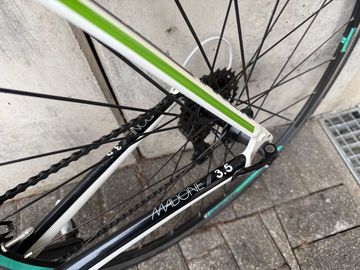 Używany Trek Madone 3.5 H2 (Compact) 2013 2013 Road & Gravel — zdjęcie 2 z 5