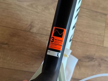 Käytetty Canyon Neuron CF 9 SL 2023 Frameset 2023 Mountainbike — kuva 12 / 12
