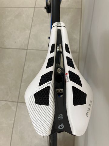 Použité Pinarello Prince Shimano 105 2022 Road & Gravel — obrázek 11 z 11