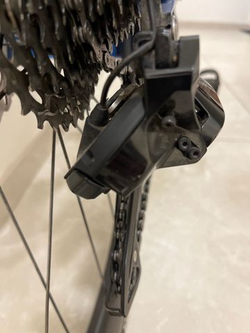 Použité Pinarello Prince Shimano 105 2022 Road & Gravel — obrázek 4 z 11
