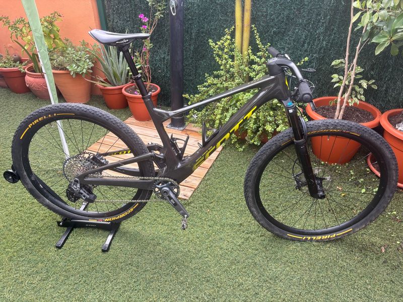 Scott team issue 2024 Custom SRAM GX Eagle AXS 2024 MTB de segunda mano