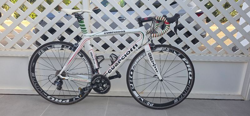 Used Guerciotti Custom Shimano Ultegra 2013 Road & Gravel