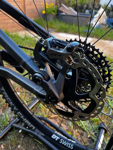 Gebrauchtes Commencal META TR V4 ESSENTIAL 2022 2022 Mountainbike, Hellgrau — Bild 9 von 9