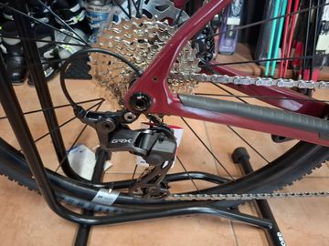 Lapierre Crosshill CF 6.0 2025 2025 Road & Gravel usato, Rosso — immagine 2 di 7