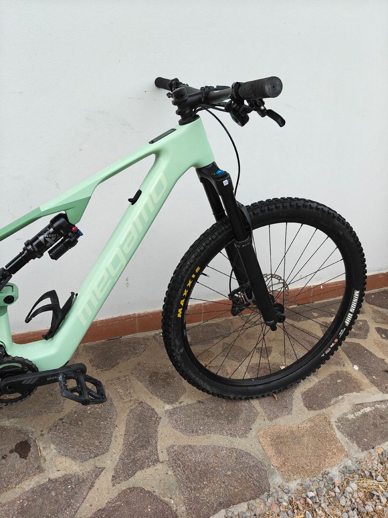 Used Megamo NATIVE Shimano Deore XT 2024 Mountainbike, Green — image 2 of 12