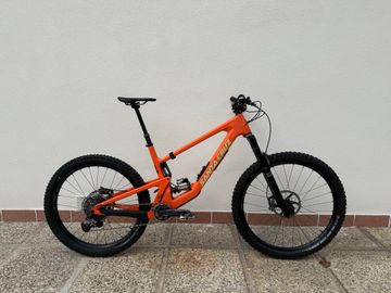 Gebrauchtes Santa Cruz Bronson SRAM GX Eagle 2024 Mountainbike, Orange — Bild 1 von 4