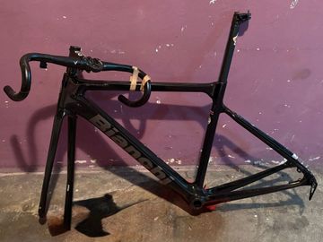 Used Bianchi Sprint Frameset 2022 Road & Gravel, Black — image 2 of 7