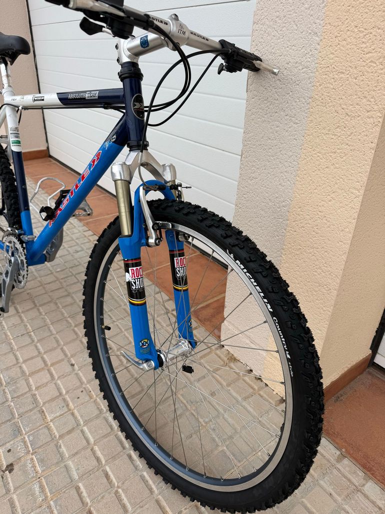 Used Kästle Custom Shimano XTR 1992 Mountainbike, Blue — image 2 of 13