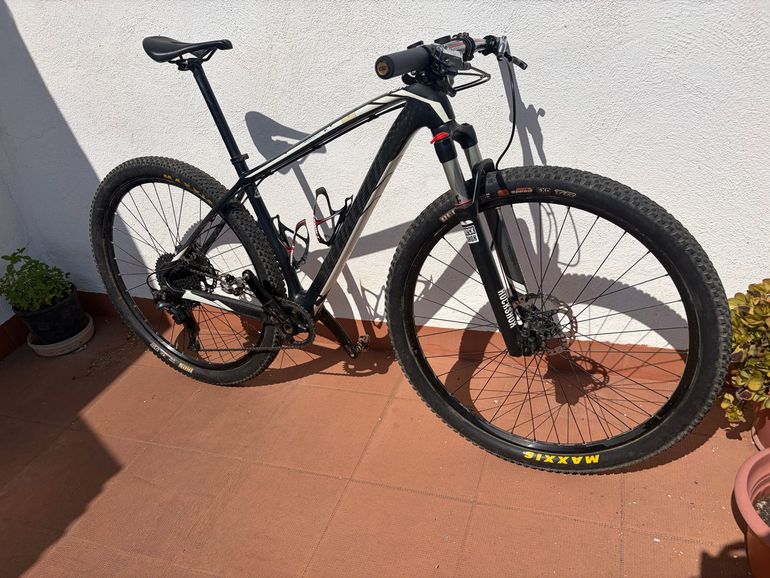 Brugt Specialized Stumpjumper Shimano Deore XT 2014 Mountainbike — billede 2 af 10