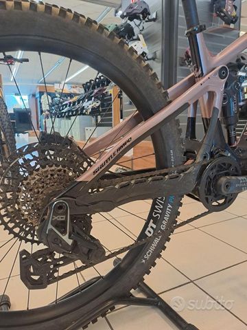Used Pivot AMP'd da XS a XL 2026 Mountainbike, Purple — image 3 of 5