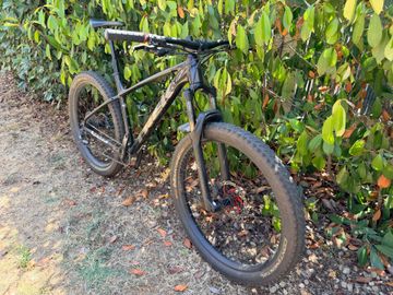 Brugt Trek Roscoe 7 2022 2022 Mountainbike — billede 3 af 3