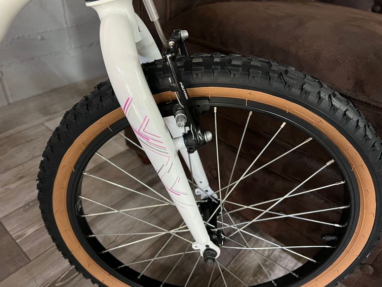 Megamo 20" GO 2027 2027 Mountainbike usato, Bianco — immagine 9 di 16