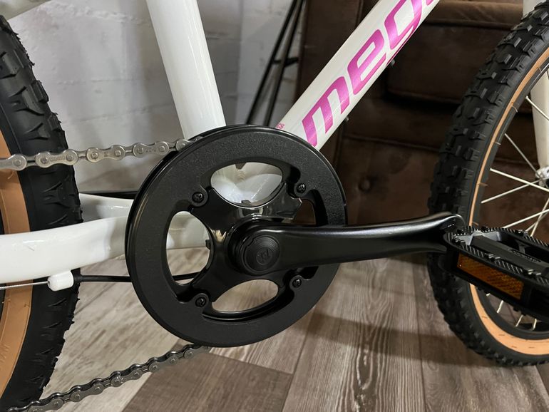 Megamo 20" GO 2027 2027 Mountainbike usato, Bianco — immagine 11 di 16