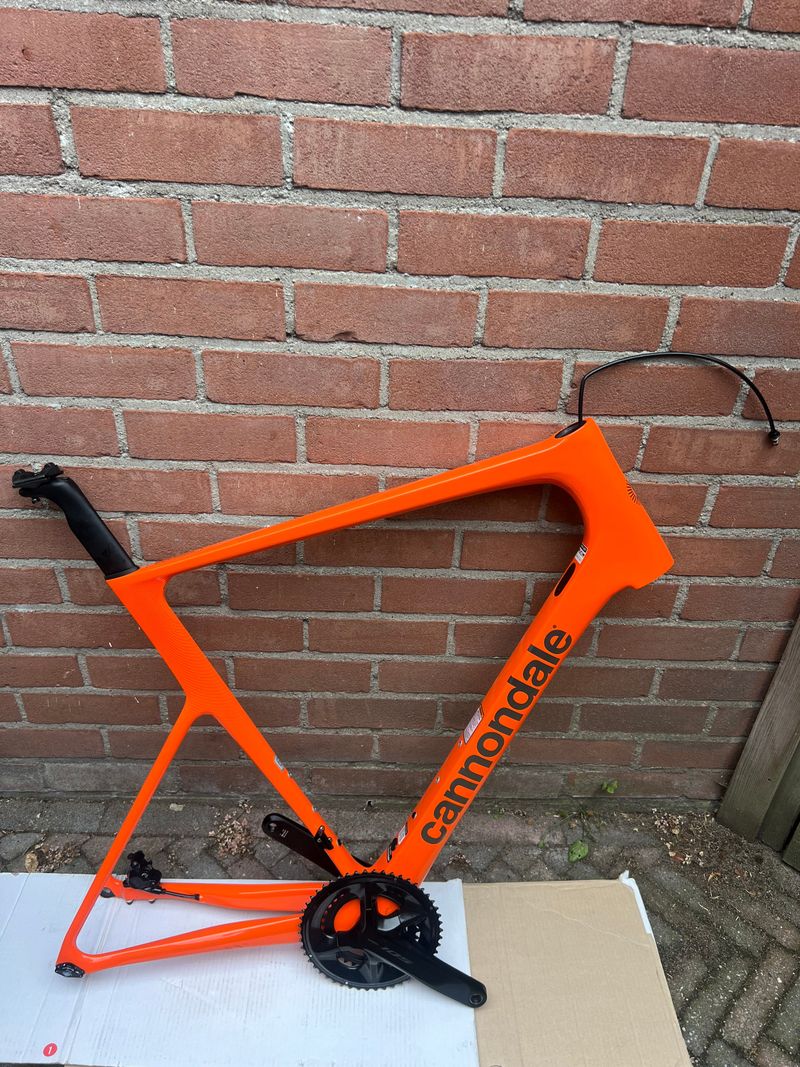 Used Cannondale SuperSix EVO Carbon 4 Disc 2023 (CRACKED / PARTS) Frameset Frameset 2023 Road & Gravel