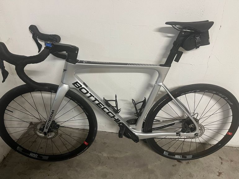 Used Bottecchia Aerospace Shimano Ultegra 2022 Road & Gravel, Light Gray — image 2 of 10