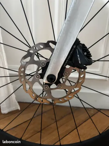 Brugt Trek Émonda SL 5 2024 2024 Road & Gravel — billede 3 af 7