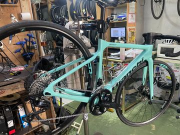Gebrauchtes Bianchi Sprint 105 2025 Road & Gravel, Grün — Bild 1 von 16