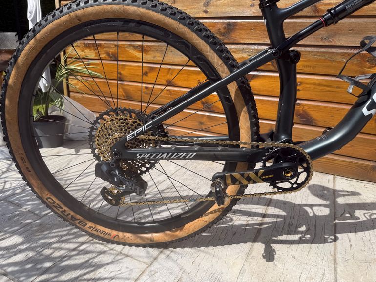 Used Specialized Epic Expert 2022 2022 Mountainbike, Green — image 8 of 8